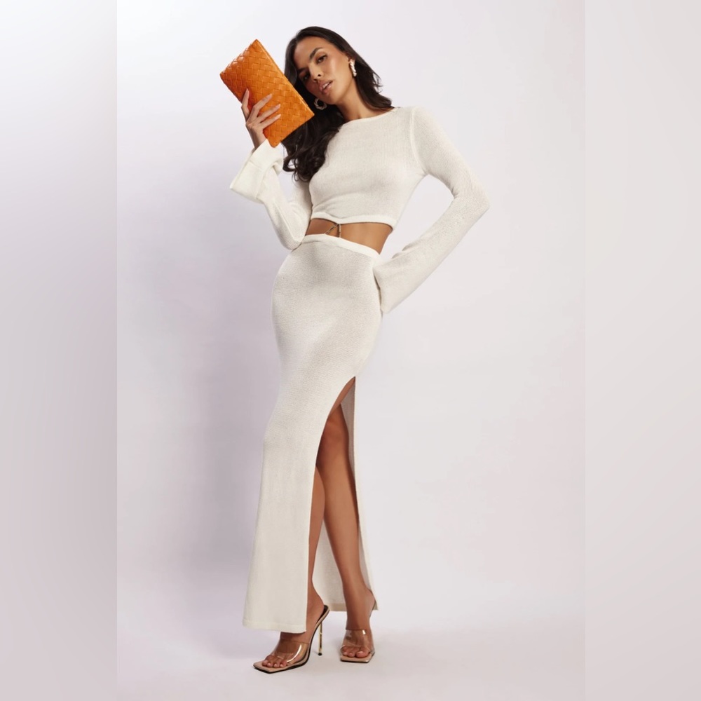 Meshki Anna Flare Long Sleeve Knit Maxi Dress